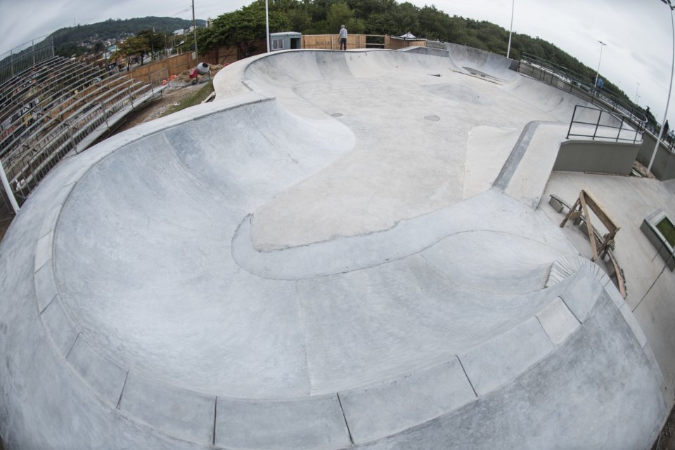 A fresh upgrade to the Costeira Skatepark ready for the worlds best to give it a workout.   Photo: Helge Tscharn</span>